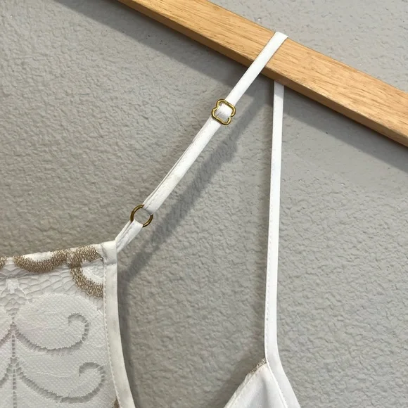 Lilly Pulitzer lace dress - Picture 6 of 6